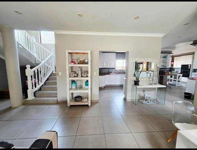 4 BEDROOM HOUSE FOR SALE IN BOKSBURG WEST